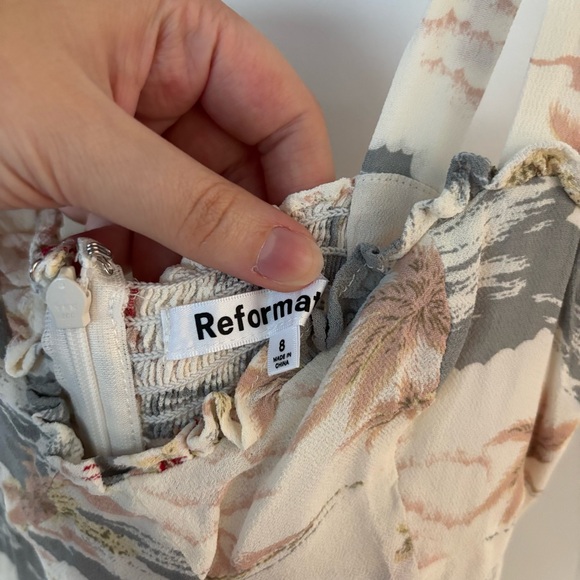 reformation cream & colourful hawaiian beach themed tie strap flowy mini dress🏝️ - Picture 7 of 8
